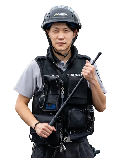 警備輸送隊員